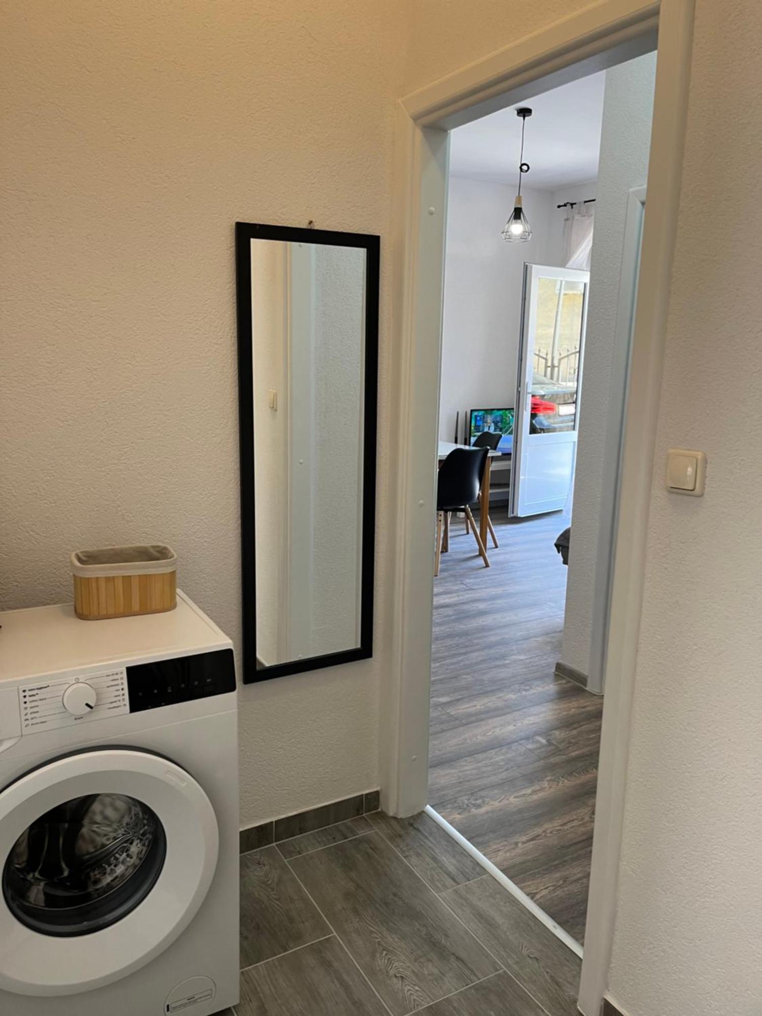Apartment Makarska M&I, Free Private Parking ภายนอก รูปภาพ