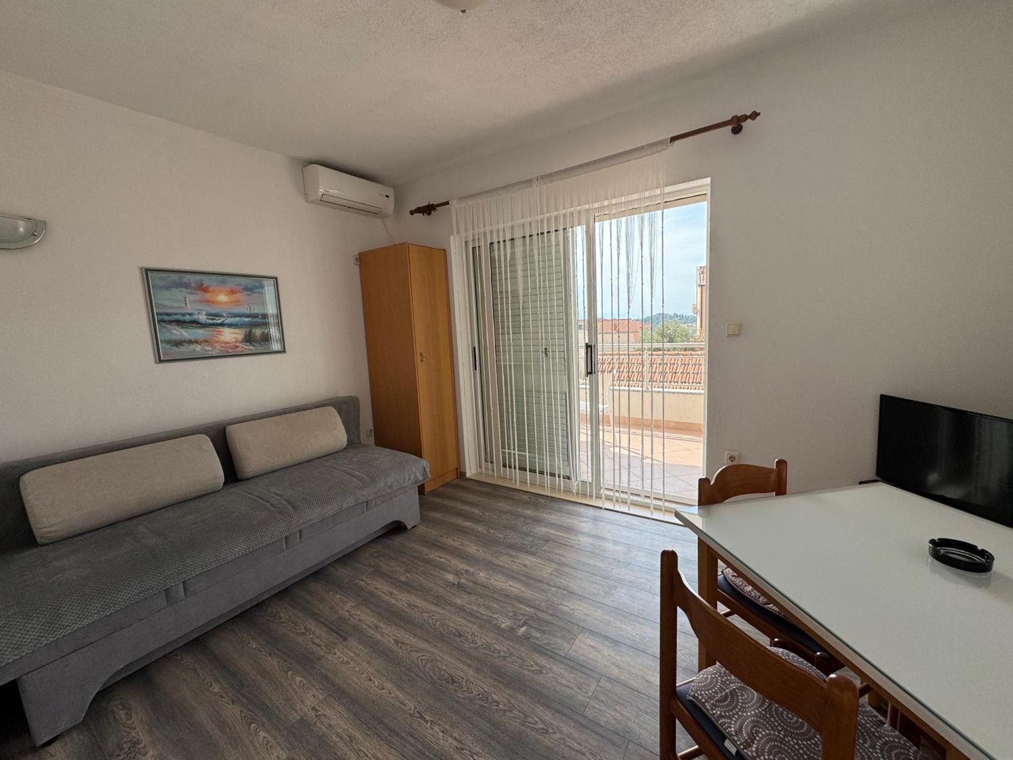 Apartment Makarska M&I, Free Private Parking ภายนอก รูปภาพ