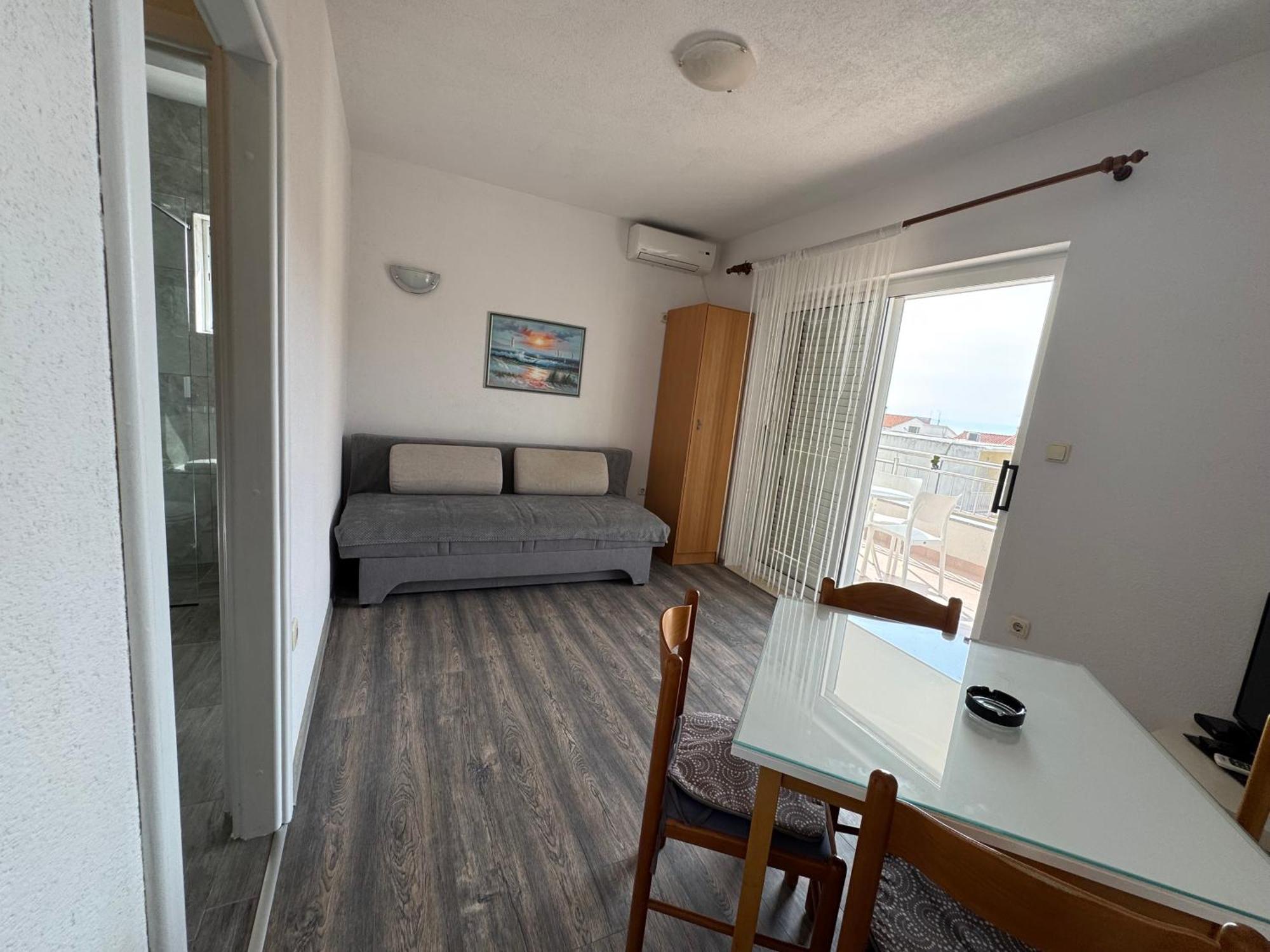 Apartment Makarska M&I, Free Private Parking ภายนอก รูปภาพ