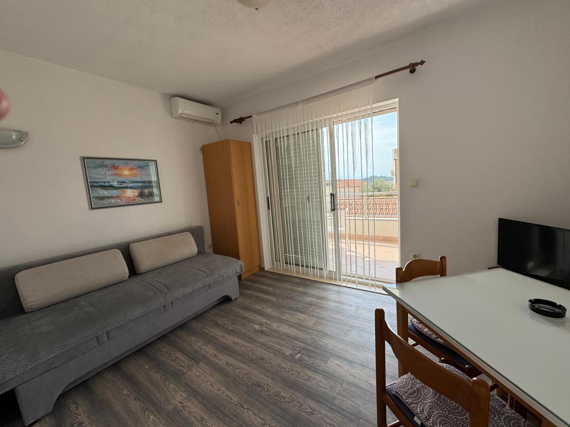 Apartment Makarska M&I, Free Private Parking ภายนอก รูปภาพ